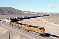 BNSF 4518 at Ludlow, CA in March 2002